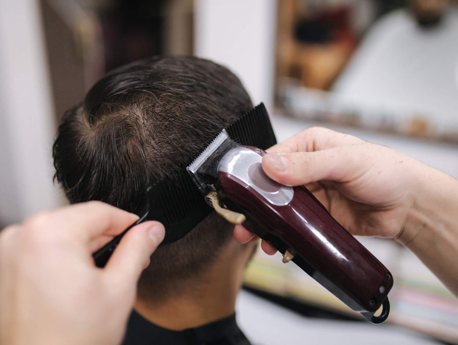 maquina-de-cortar-pelo-para-barberias